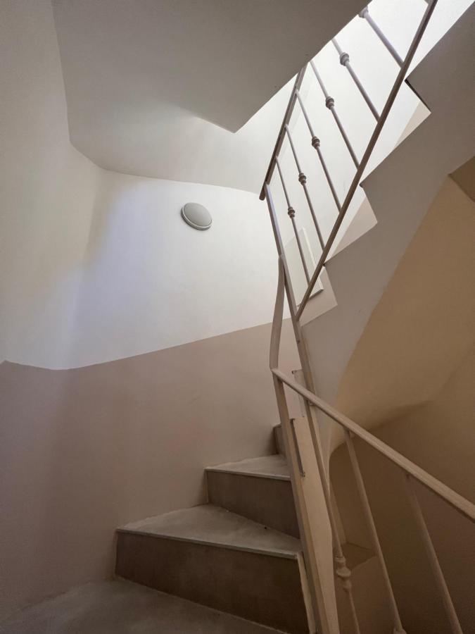 Amazing New Property In The Heart Of The Old Town Of أنتيب المظهر الخارجي الصورة