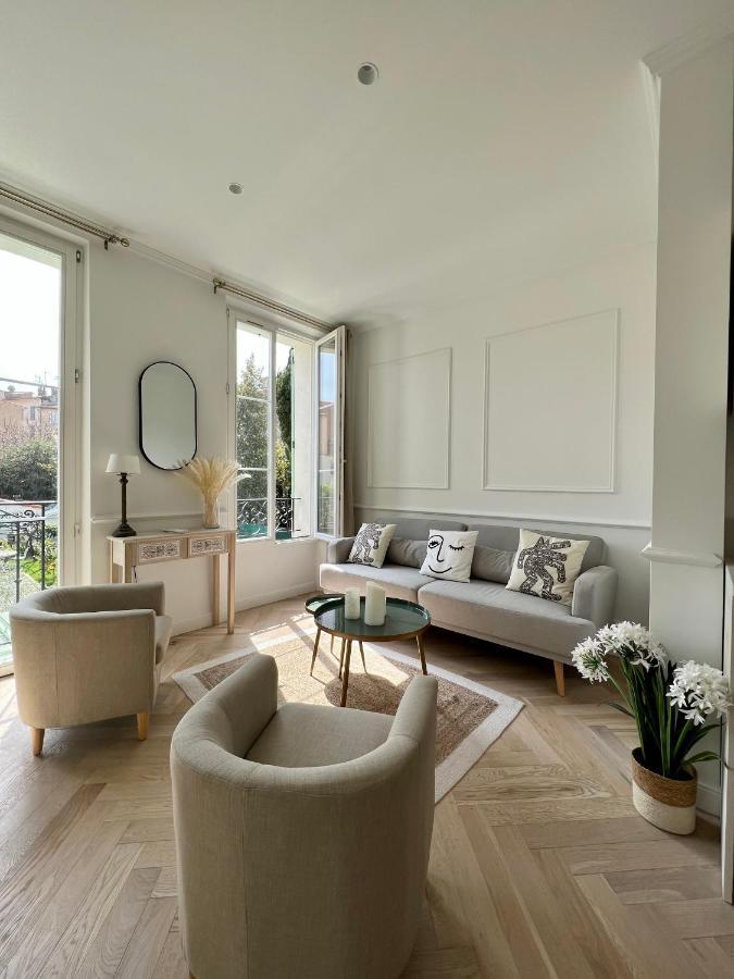 Amazing New Property In The Heart Of The Old Town Of أنتيب المظهر الخارجي الصورة